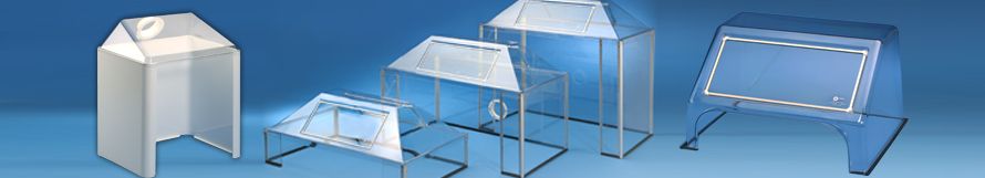 Alsident System A/S - Kabinet med pyramideformet top isat to hærdede glasplader. Kabinettet har en stor åbning, der gør det egnet til arbejdsprocesser som måle- og analyseprocesser
